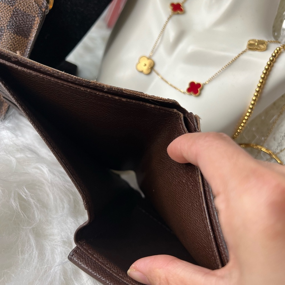 2 Louis Vuitton Mens Wallet - Picture 9 of 12